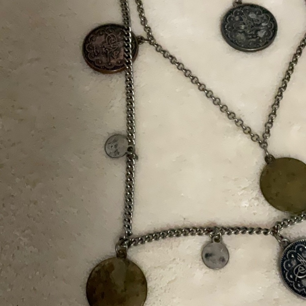 Necklace - Picture 2 of 6
